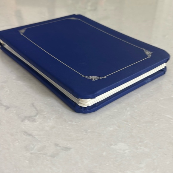 Creative Memories 5x7 Blue Expired Album - Picture 5 of 5